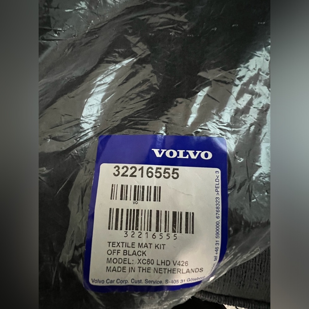 Volvo XC60 Textile Mat Kit (LHD) OEM Part #32216555 New 4 Mats Black